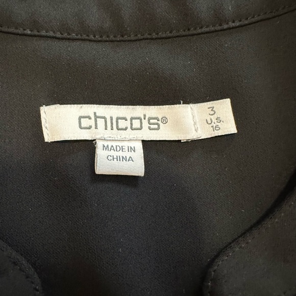 ☀️ CHICO’S Satin Eyelet Popover Blouse - Picture 11 of 15